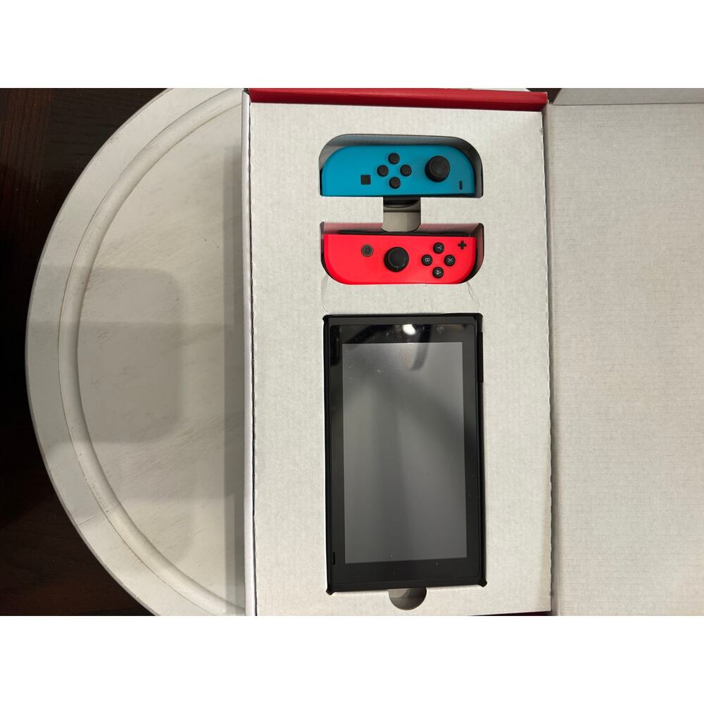 Nintendo Switch 32GB System Console Neon Red & Blue Joy-Cons, Dock Original Box - Picture 9 of 12